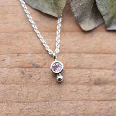 Silberkette mit Saphir