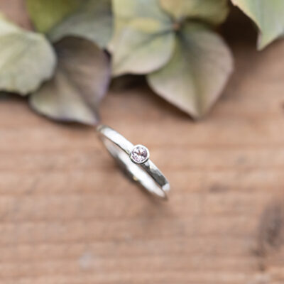 Silberring mit Malaya-Granat